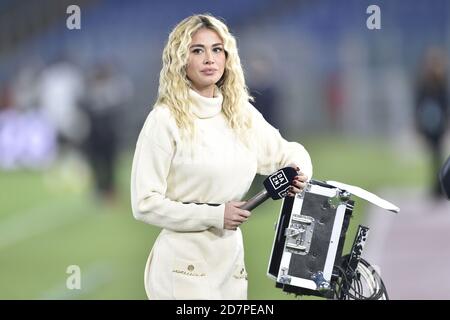 ROM, ITALIEN - Oktober 24. Diletta Leotta, Lautsprecher DAZN Fernsehen während der Serie A Fußballspiel zwischen SS Lazio FC Inter Mailand Stadio Olimpico am 24,2020. Oktober in Rom Italien Credit: LM/Claudio Pasquazi/Alamy Live News Stockfoto