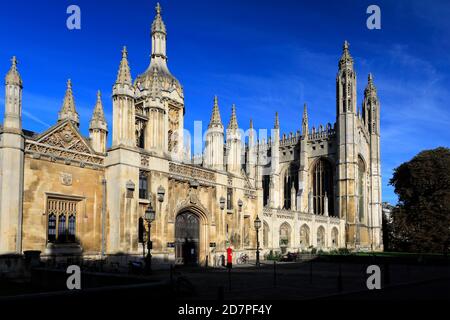 Blick auf Kings College, Kings Parade, Cambridge City, Cambridgeshire, England, Großbritannien Stockfoto