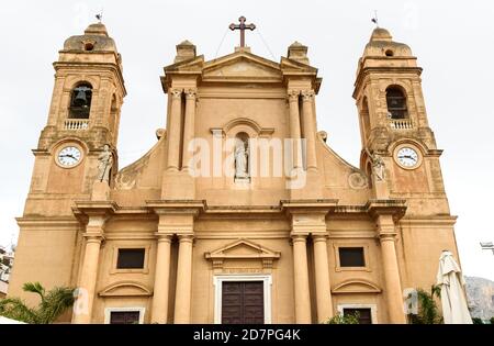 Kirche Santa Maria Santissima delle Grazie in Terrasini, Provinz Palermo, Sizilien, Italien Stockfoto