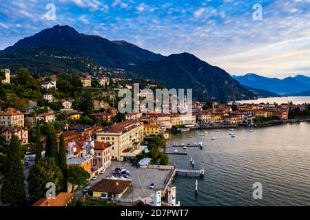 Luftaufnahme, Menaggio am Morgen, Comer See, Lago di Como, Provinz Como, Lombardei, Italien Stockfoto