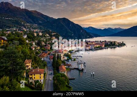 Luftaufnahme, Menaggio am Morgen, Comer See, Lago di Como, Provinz Como, Lombardei, Italien Stockfoto