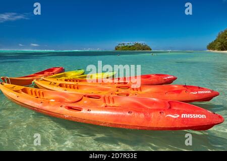 Kajaks, Muri Lagoon, Rarotonga, Cookinseln, Südpazifik Stockfoto