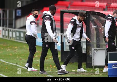 Salford, Großbritannien. 24. Oktober 2020 Fernsehen Persönlichkeit Mark Wright gesehen während der Sky Bet League zwei Spiel zwischen Salford City und Crawley Town. Kredit: James Boardman / Alamy Live Nachrichten Stockfoto