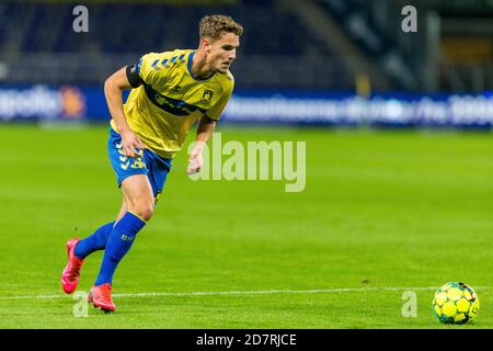 Broendby, Dänemark. Okt. 2020. Andreas Bruus (17) von Broendby, WENN er während des 3F Superliga-Spiels zwischen Broendby IF und FC Midtjylland im Broendby Stadion in Broendby gesehen wird. (Foto Kredit: Gonzales Foto/Alamy Live News Stockfoto