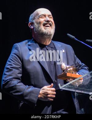 Javier Camara erhält seinen Preis von 'Union de Actores' Awards 2020 beim Teatro Circo Price in Madrid, Spanien.09. März 2020. (Oscar Gil/Alfa Images) Stockfoto