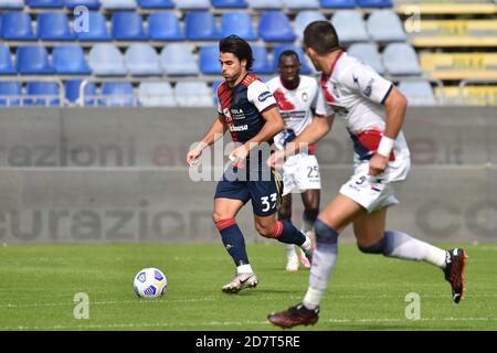 Sardegna Arena, cagliari, Italien, 25 Oct 2020, Riccardo Sottil von Cagliari Calcio während Cagliari Calcio gegen FC Crotone, Italienische Fußball Serie A Spiel - Credit: LM/Luigi Canu/Alamy Live News Stockfoto