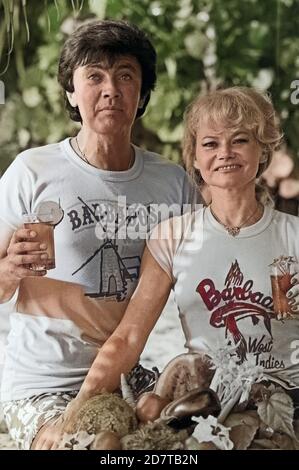 Rex Gildo, deutscher Schlagersänger, mit Ehefrau Marion, Deutschland um 1980. Deutsche Schlager Sänger Rex Gildo mit Frau Marion, Deutschland um 1980. Stockfoto