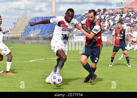 Sardegna Arena, cagliari, Italien, 25 Oct 2020, Simy des FC Crotone während Cagliari Calcio gegen FC Crotone, Italienische Fußball Serie A Spiel - Credit: LM/Luigi Canu/Alamy Live News Stockfoto