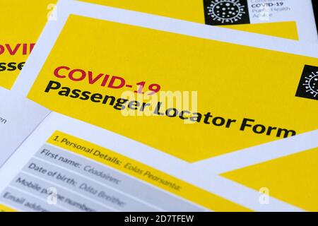 Nahaufnahme Covid 19 Passenger Locator Form für die Ankunft in Republik Irland aus dem Ausland wegen des Coronavirus Covid 19 Pandemieausbruch in Irland Stockfoto