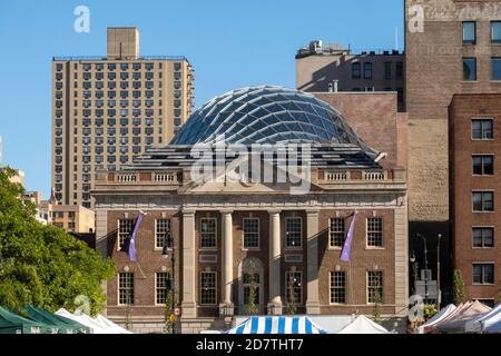 44 Union Square ist das Wahrzeichen des ehemaligen Tammany Hall Headquarters, New York City, USA Stockfoto