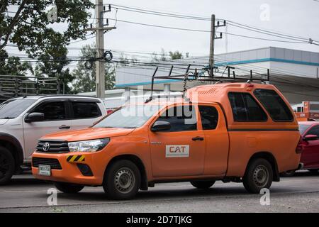 Chiangmai, Thailand - Oktober 16 2020: Pickup Truck von CAT Telecom Public Company Limited. Internet- und Telefonservice in Thailand. Foto auf der Straße Stockfoto