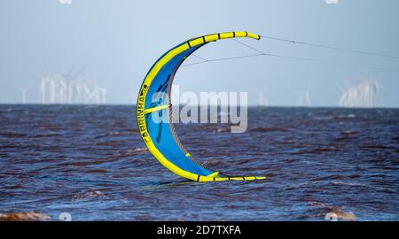 Kitesurfen Hunstanton Beach, Norfolk, England, Großbritannien Stockfoto