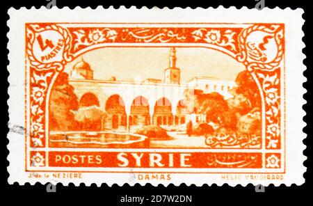 MOSKAU, RUSSLAND - 9. OKTOBER 2020: In Syrien gedruckte Briefmarke zeigt Azem Palace in Damaskus, endgültige Serie 1930/36, um 1930 Stockfoto