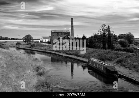 Blick über den Stratham Old Engine, River Great Ouse, Stratham Village, Cambridgeshire, England Stockfoto