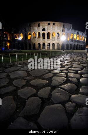 Rom, Italien. Oktober 2020. Leere Felder für die regionale Verordnung. Im Bild: Kolosseum. Kredit: Unabhängige Fotoagentur/Alamy Live Nachrichten Stockfoto