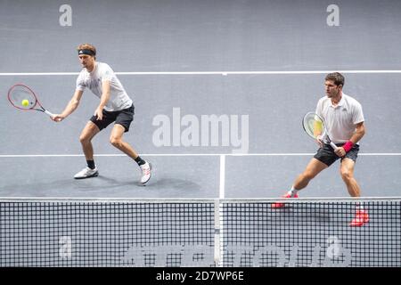 Alexander ZVEREV (links, GER) und Mischa ZVEREV (GER), Action, Tennis, bett1HULKS Championship 2020, ATP 250 Turnier am 22. Oktober 2020 in Köln/Deutschland. Â Verwendung weltweit Stockfoto