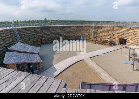 Nachbildung der 1,000 Jahre alten slawischen Festung Slawenburg Raddusch, Oberspreewald Spree, Brandenburg, Ostdeutschland, Europa Stockfoto