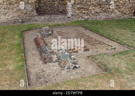 Detail zeigt den Standort der Küche auf dem Gelände von Framlingham Castle, Suffolk, UK. Stockfoto