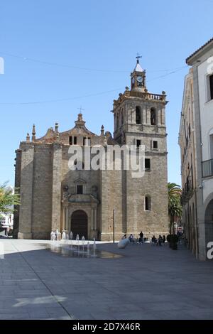 Kirche unserer Lieben Frau von der Himmelfahrt von Villanueva de la Serena (Extremadura, Spanien), Herrerian Stil Denkmal. / ANA BORNAY Stockfoto