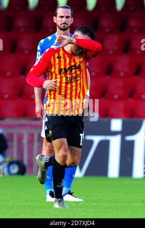 Glück und Streuung von Roberto Insigne ( Benevento ) für ein Tor zu SSC Napoli während Benevento Calcio gegen SSC Napoli, italienischen Fußball SE C Stockfoto