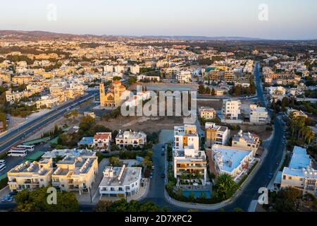 Luftaufnahme der Agia Anargyri Kirche, Kato Paphos, Zypern. Stockfoto