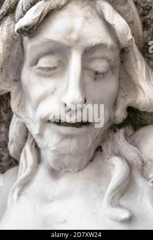 BAS-Linderung Jesu mit Dornen bekrönt. Ideal für Veranstaltungen und Konzepte. Stockfoto