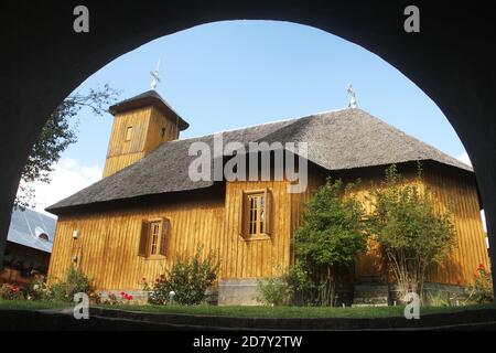 Außenansicht der christlich-orthodoxen Kirche im Lepsa-Kloster in der Grafschaft Vrancea, Rumänien. Stockfoto