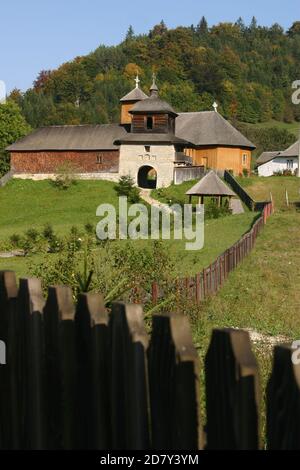 Außenansicht des Lepsa-Klosters (Mănăstirea Lepșa) in der Provinz Vrancea, Rumänien. Stockfoto