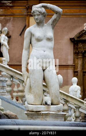 Praetoria Brunnen in Palermo, Sizilien Stockfoto