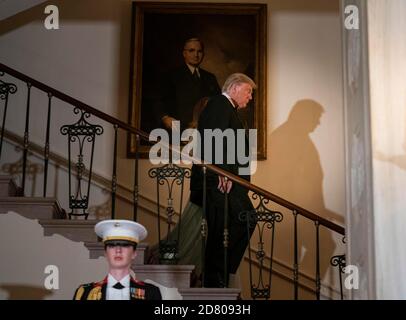 US-Präsident Donald Trump und First Lady Melania Trump kommen zum Abendessen während des Staatsbesuchs des australischen Premierministers Scott Morrison und seiner Frau Jenny am 9. September 2019 im Weißen Haus in Washington, D.C..Quelle: Alex Edelman/The Photo Access Stockfoto