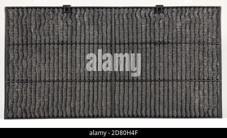 Ein Partikelfilter ist ein Gerät aus faserigen oder porösen Materialien, das feste Partikel wie Staub, Pollen, Schimmel und Bakterien entfernt. Stockfoto