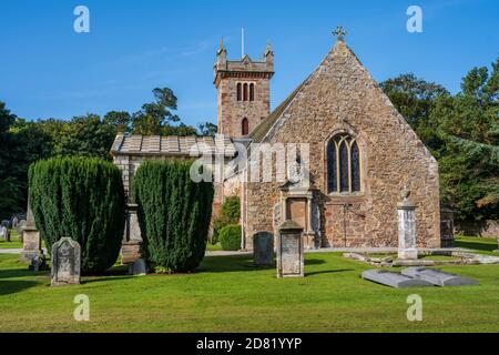 Dirleton Kirk und kirkyard in Dirleton Village, East Lothian, Schottland, Großbritannien Stockfoto