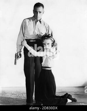 HUMPHREY BOGART und IDA LUPINO posierten Werbeportrait für HIGH SIERRA 1941 Regisseur RAOUL WALSH Drehbuch JOHN HUSTON und W.R.BURNETT Roman W.R.BURNETT Warner Bros Stockfoto