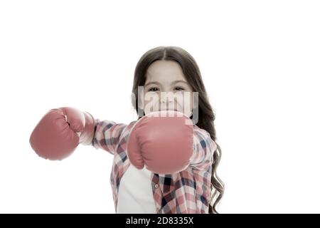 Mädchen Boxhandschuhe bereit zu kämpfen. Kid starke und unabhängige Mädchen. Fühlen sich mächtig. Girls Power concept. Feministische Erziehung und weiblichen Rechte. Für ihre Rechte kämpfen. Weibliche Rechte und Freiheiten. Stockfoto