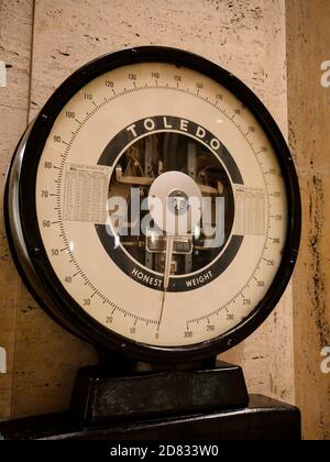 Alte Toledo Waage für Gewicht in Pfund Stockfoto