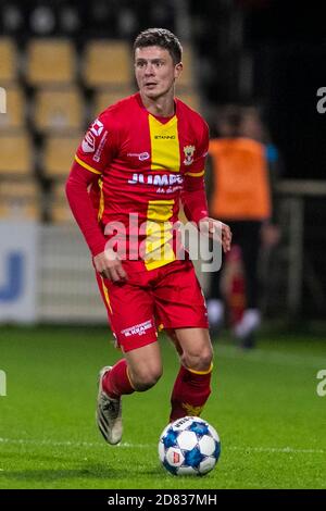 Deventer, Niederlande. Oktober 2020. DEVENTER, Stadion De Adelaarshorst, 26-10-2020, Saison 2020/2021, Niederländer TOTO KNVB Beker. Endergebnis 6-0, Ga Adler Spieler Bas Kuipers während des Spiels Schieß los. Adler - NAC Credit: Pro Shots/Alamy Live News Stockfoto