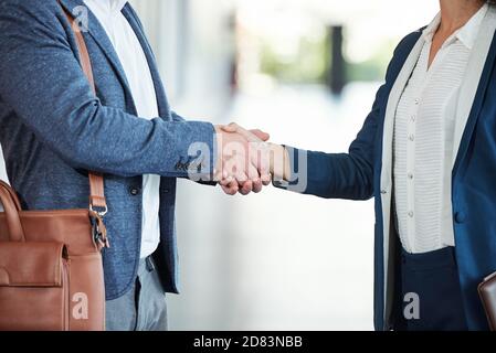 Fester Händedruck Stockfoto