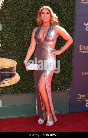 LOS ANGELES - APR 30: Gaby Natale bei den 44. Daytime Emmy Awards - Ankunft im Pasadena Civic Auditorium am 30. April 2017 in Pasadena, CA Stockfoto