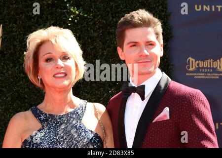 LOS ANGELES - APR 30: Gast bei den 44. Daytime Emmy Awards - Ankunft im Pasadena Civic Auditorium am 30. April 2017 in Pasadena, CA Stockfoto