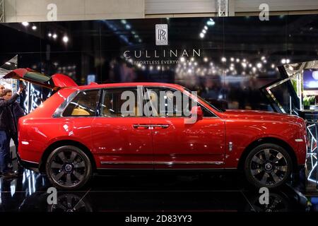 wien, österreich, jan 09 2019, wien Autoshow rollt royce cullinan suv, Limousine Stockfoto
