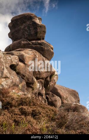 Großbritannien, England, Staffordshire, Moorlands, die Kakerlaken, Ramshaw Rocks erodierte Sandsteinformation Stockfoto