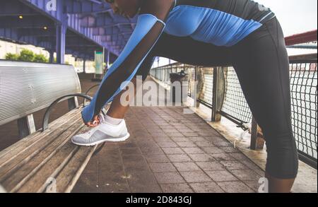 Gruppe von städtischen Läufern auf der Straße in New york City, konzeptionelle Serie über Sport und Fitness Stockfoto