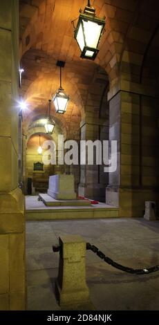 Kriegsdenkmal im City Chambers Courtyard, High Street, Royal Mile, Edinburgh, Schottland. Stockfoto