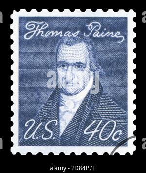 VEREINIGTE STAATEN VON AMERIKA - UM 1965: Eine in den USA gedruckte Briefmarke zeigt Thomas Paine - englischer Autor, Pamphleteer, radikal, Erfinder, Intellektueller, r Stockfoto