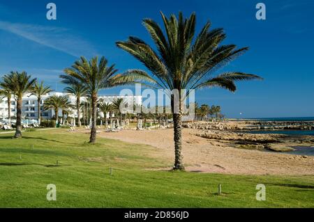 Strandszene, Paphos, Zypern. Stockfoto