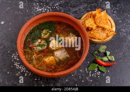 Unglaublich leckeres und helles Stillleben mit Hechtohr Stockfoto