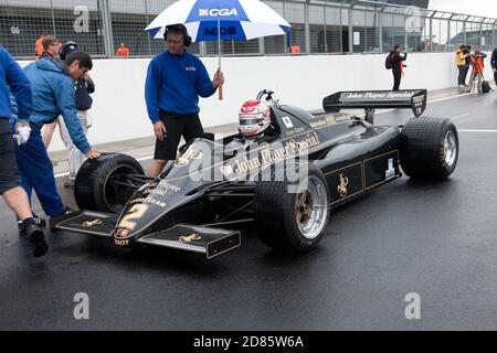 Katsuaki Kubota, 7. In seinem Lotus 91/7, für das Sir Jackie Stewart FIA Masters Historic Formula One Race beim Silverstone Classic 2019 Stockfoto