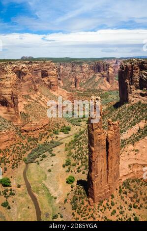 Spider Rock am Canyon de Chelly National Monument Stockfoto