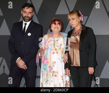 LOS ANGELES - NOV 11: Mathieu Demy, Agnes Varda, Rosalie Varda bei den AMPAS 9th Annual Governors Awards im Dolby Ballroom am 11. November 2017 in Los Angeles, CA Stockfoto