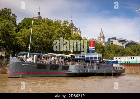 Großbritannien, London, Victoria Embankment, PS Tattershall Castle, The Pub on the Thames, ehemalige River Humber Passagierfähre Stockfoto